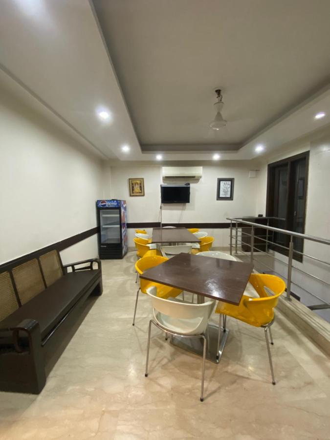 Sheesh Mahal Bed & Breakfast ニューデリー エクステリア 写真